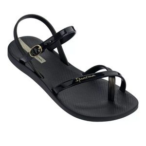NIB Ipanema Black Sandals Size 6